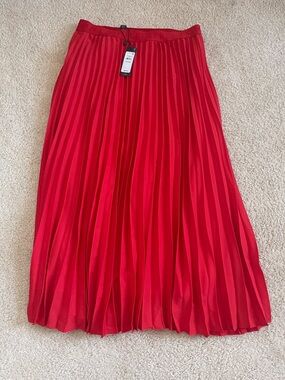 NWT Tommy Hilfiger Bright Red Pleated Midi Skirt